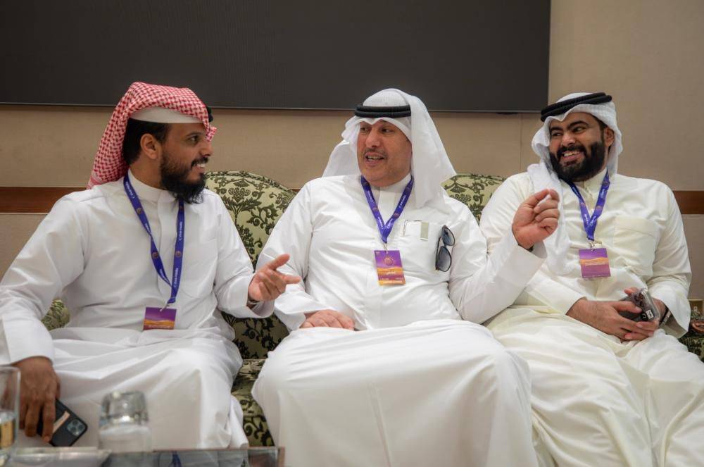 «شاعر المليون 12».. حلقة تسجيلية ثانية من الكويت لمقابلات الشعراء.