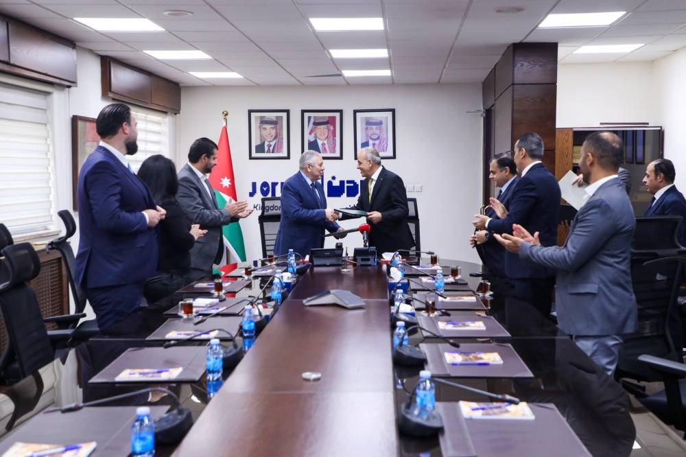 وزارة السياحة وسلطة العقبة توقعان مذكرة تفاهم لتنظيم المهن والأنشطة السياحية