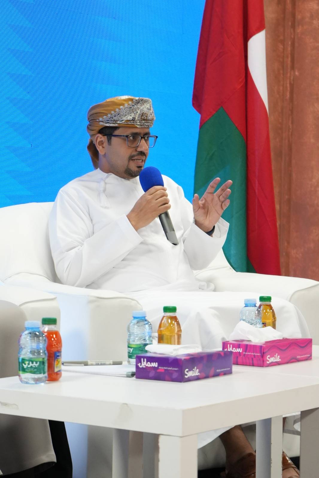  ندوة في معرض عمان الدولي للكتاب تستعرض مسيرة الأدب العماني: من إرث السير والمقامات إلى الحداثة والجوائز العالمية