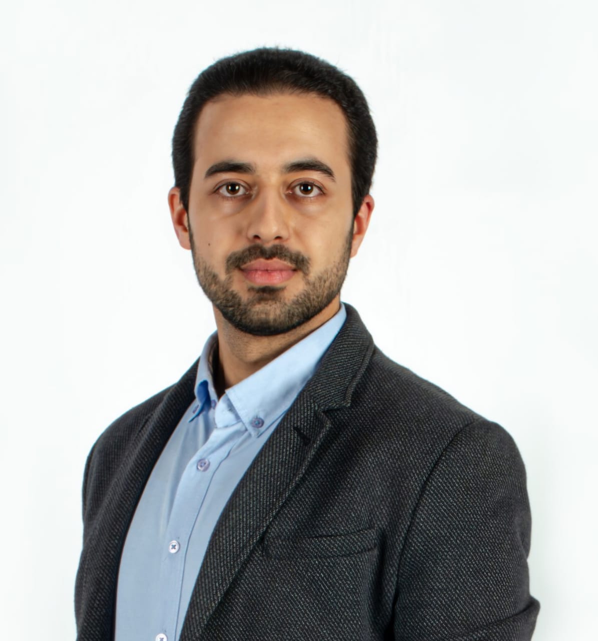 ملكاوي مُتخصص في مجال الأمن السيبراني يرفع علم الأردن عالياً في تركيا