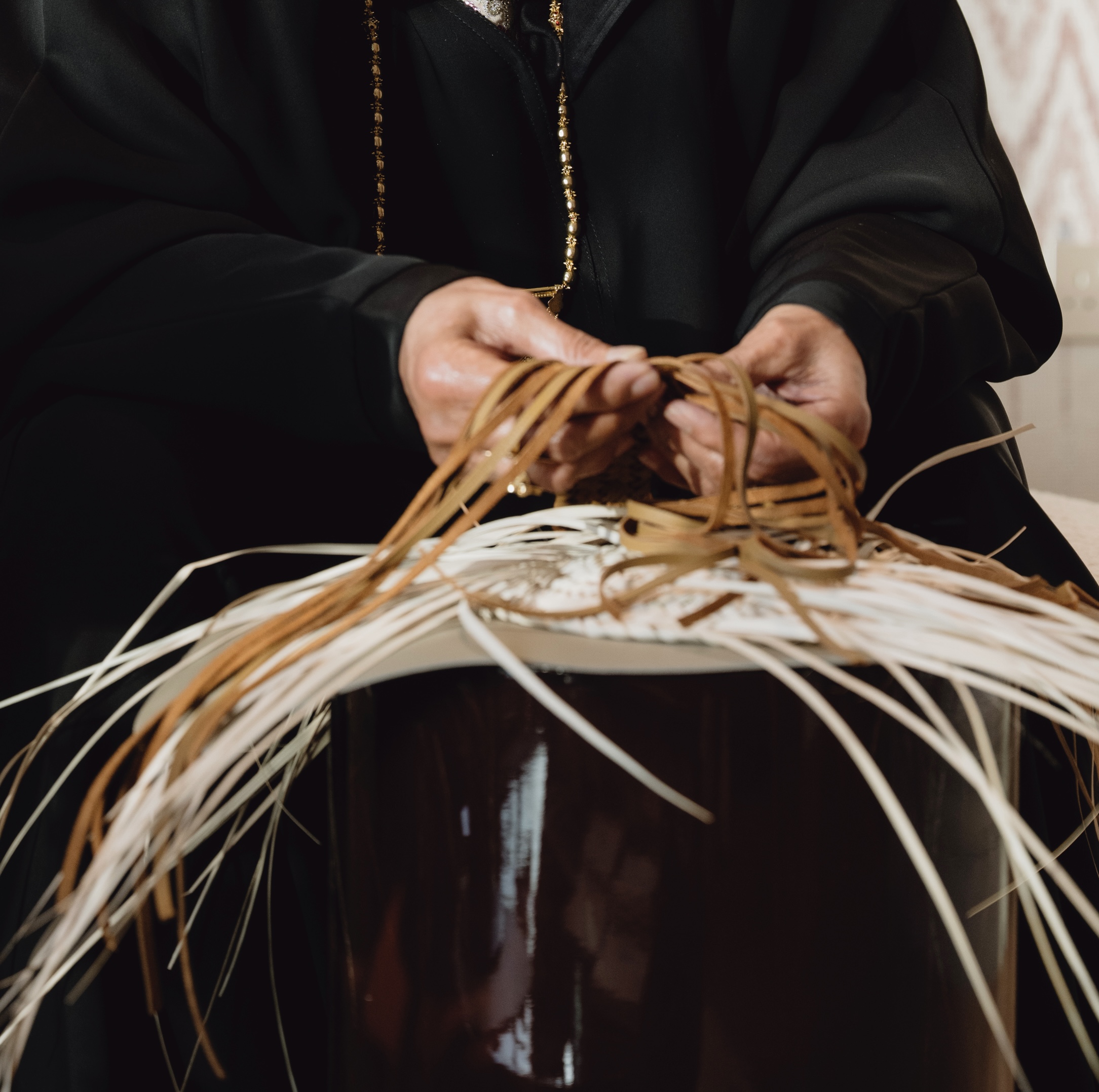 في اليوم العالمي للمسنين:  إرثي والتنمية الأسرية ينظمان ورشة للتلي في كلباء