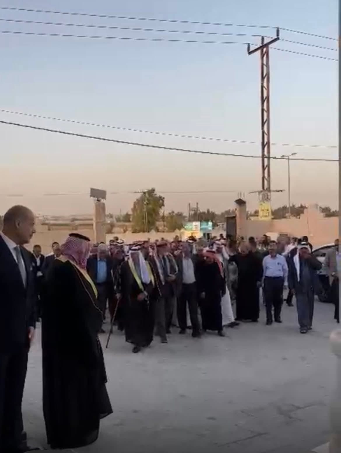 الازايدة/الحلايبة ..... و العقاربه..  نسايب