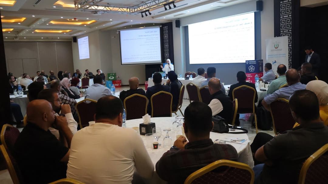 سلطة جودة البيئة والاتحاد الفلسطيني للهيئات المحلية ينظمان ورشة عمل حول إدارة النفايات الصلبة