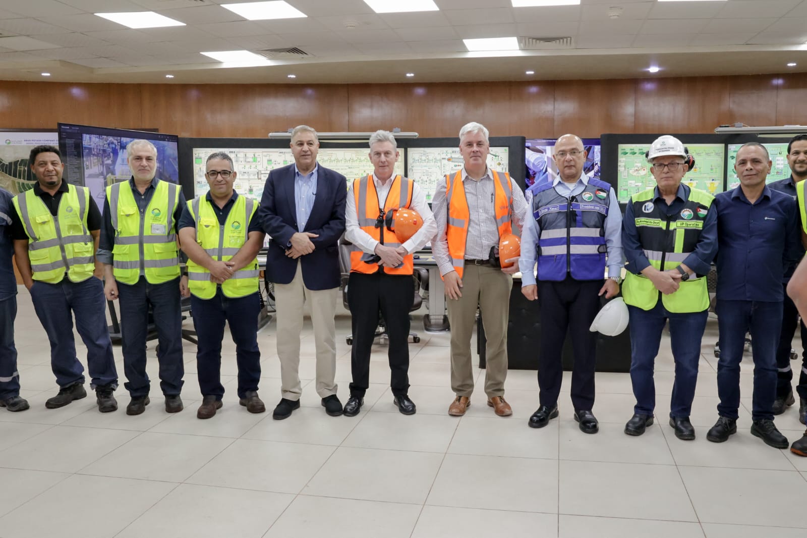 السفيران الكندي والأسترالي يزوران شركة البوتاس العربية في غور الصافي ويطلّعان على استراتيجيتها التوسعية ودورها في سوق الأسمدة العالمي  