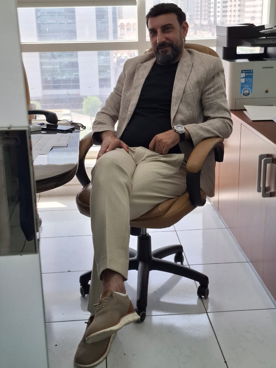 أشرف العتوم يهنئ نسيبه الغالي عمر العتوم بمناسبة الخطوبة