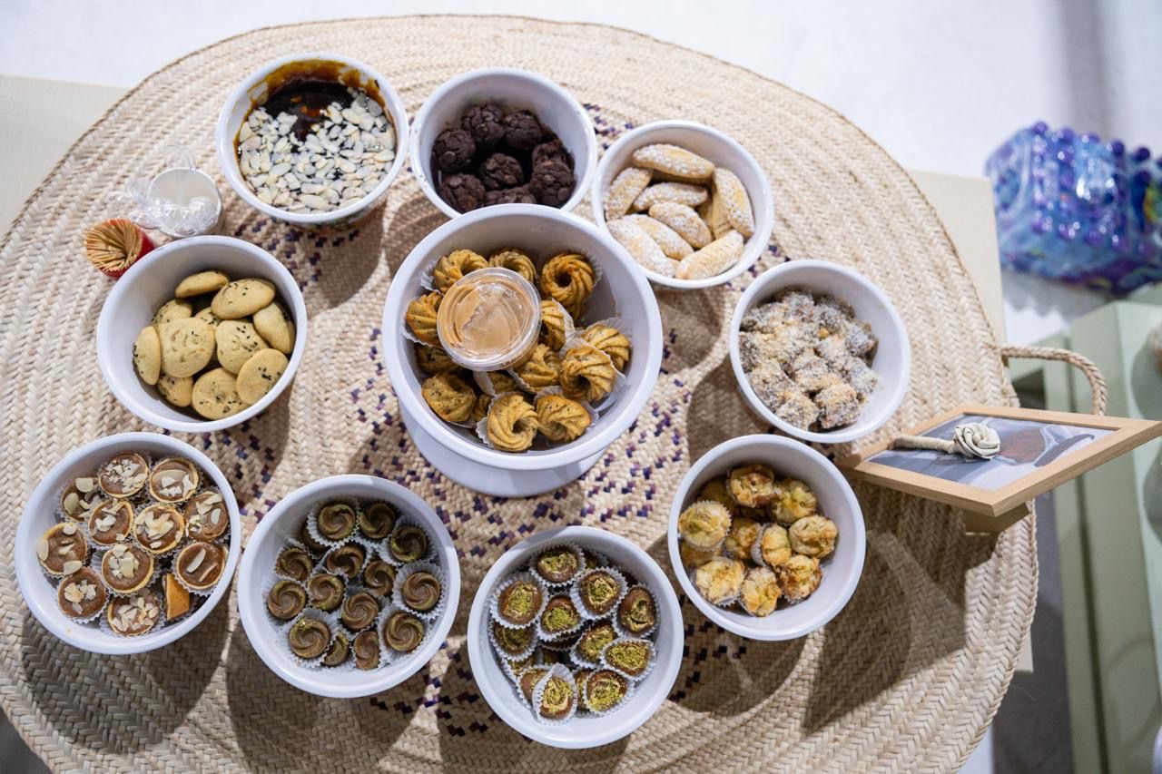 منتجات مبتكرة من نواة التمر في «الظفرة للتمور» تجمع بين التراث والاستدامة