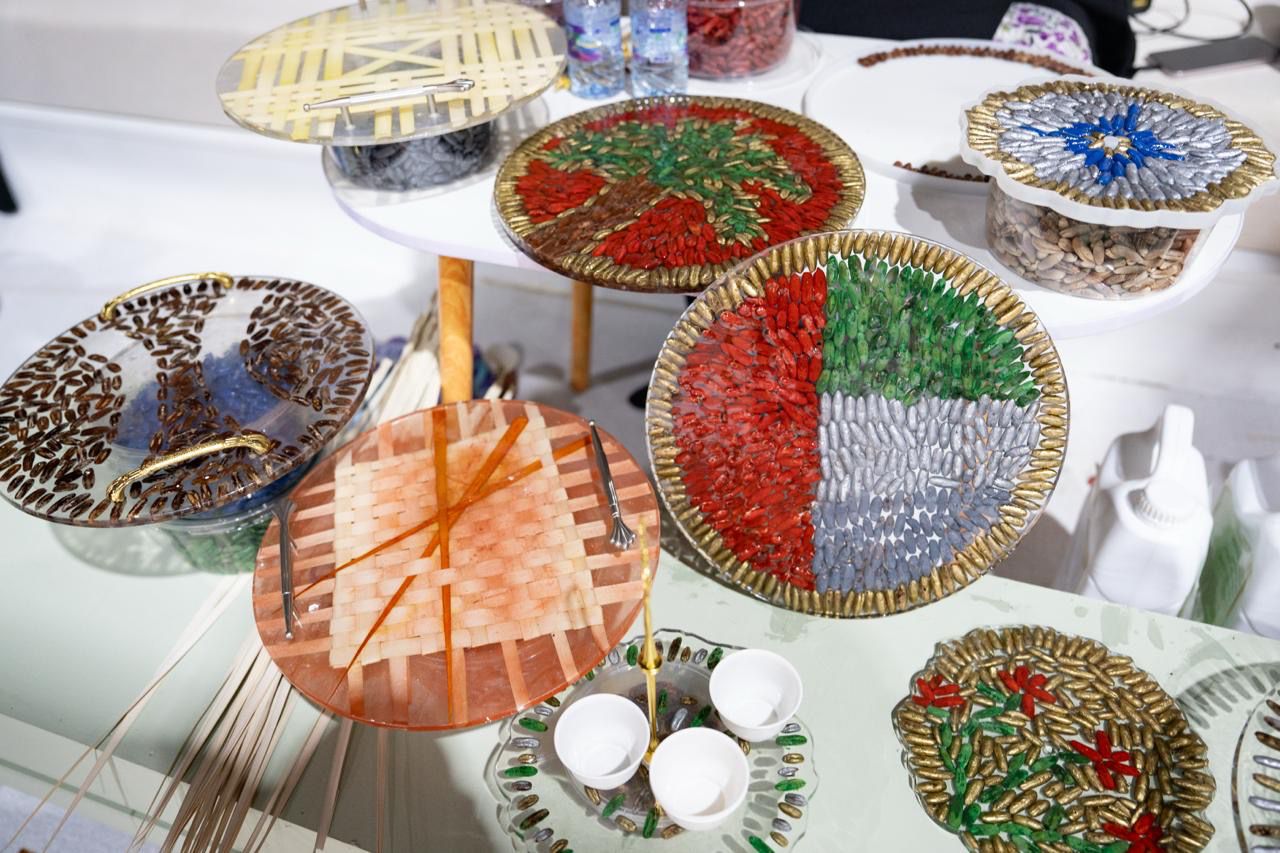 منتجات مبتكرة من نواة التمر في «الظفرة للتمور» تجمع بين التراث والاستدامة