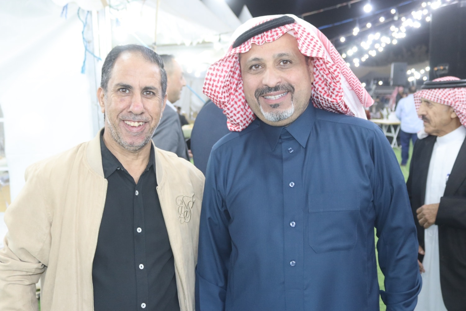 العقيد صخر صالح منصور الزبن يقيم مأدبة عشاء بمناسبة زفاف شقيقه المهندس زبن