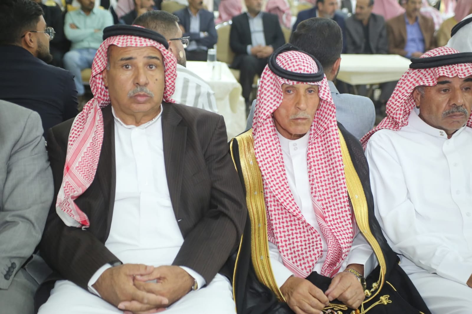 العقيد صخر صالح منصور الزبن يقيم مأدبة عشاء بمناسبة زفاف شقيقه المهندس زبن