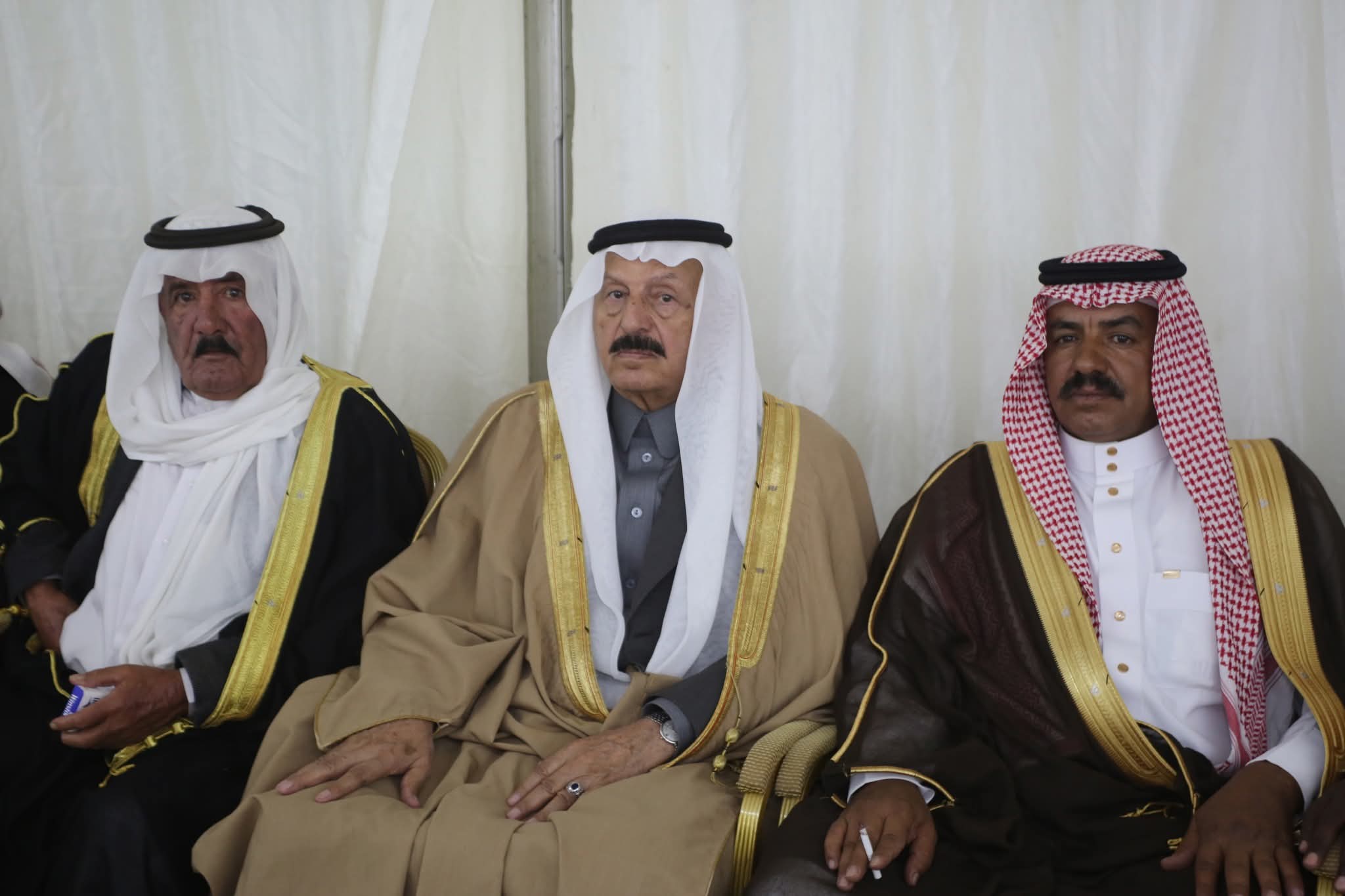 العقيد صخر صالح منصور الزبن يقيم مأدبة عشاء بمناسبة زفاف شقيقه المهندس زبن