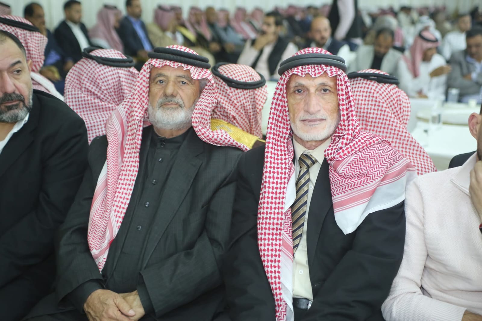 العقيد صخر صالح منصور الزبن يقيم مأدبة عشاء بمناسبة زفاف شقيقه المهندس زبن