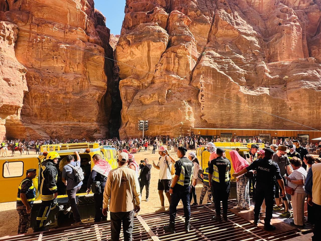 مديرية شرطة غرب معان تنفذ تمريناً بالتعاون مع سلطة إقليم البترا للتعامل مع السيول داخل الموقع الأثري