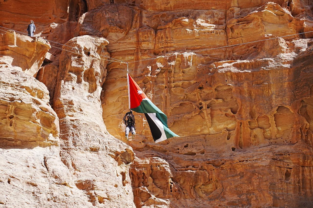 مديرية شرطة غرب معان تنفذ تمريناً بالتعاون مع سلطة إقليم البترا للتعامل مع السيول داخل الموقع الأثري