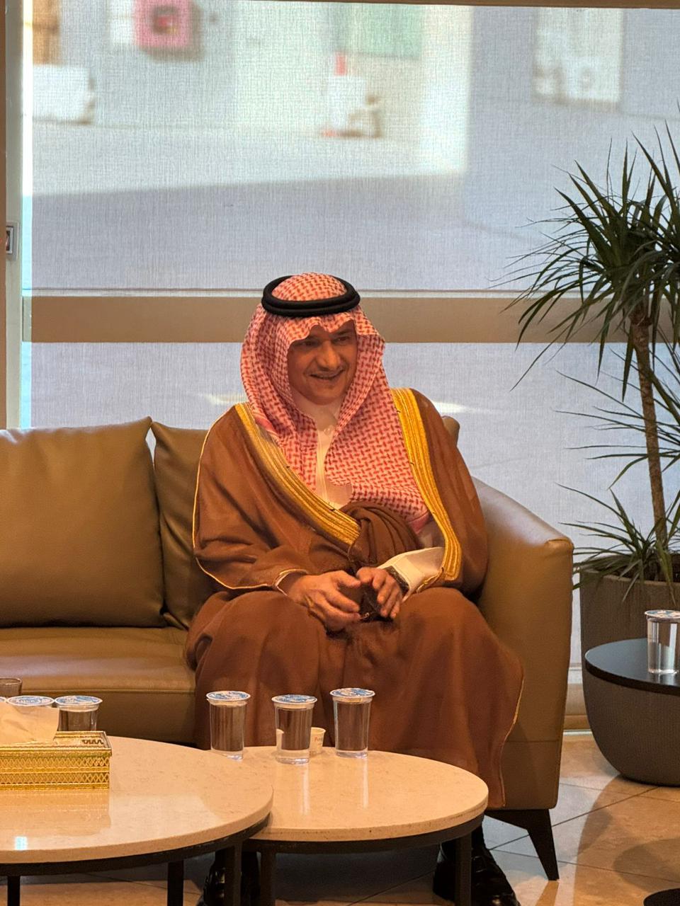 وصول صاحب السمو الأمير منصور بن خالد بن فرحان ال سعود سفير خادم الحرمين الشريفين المعين لدى المملكة