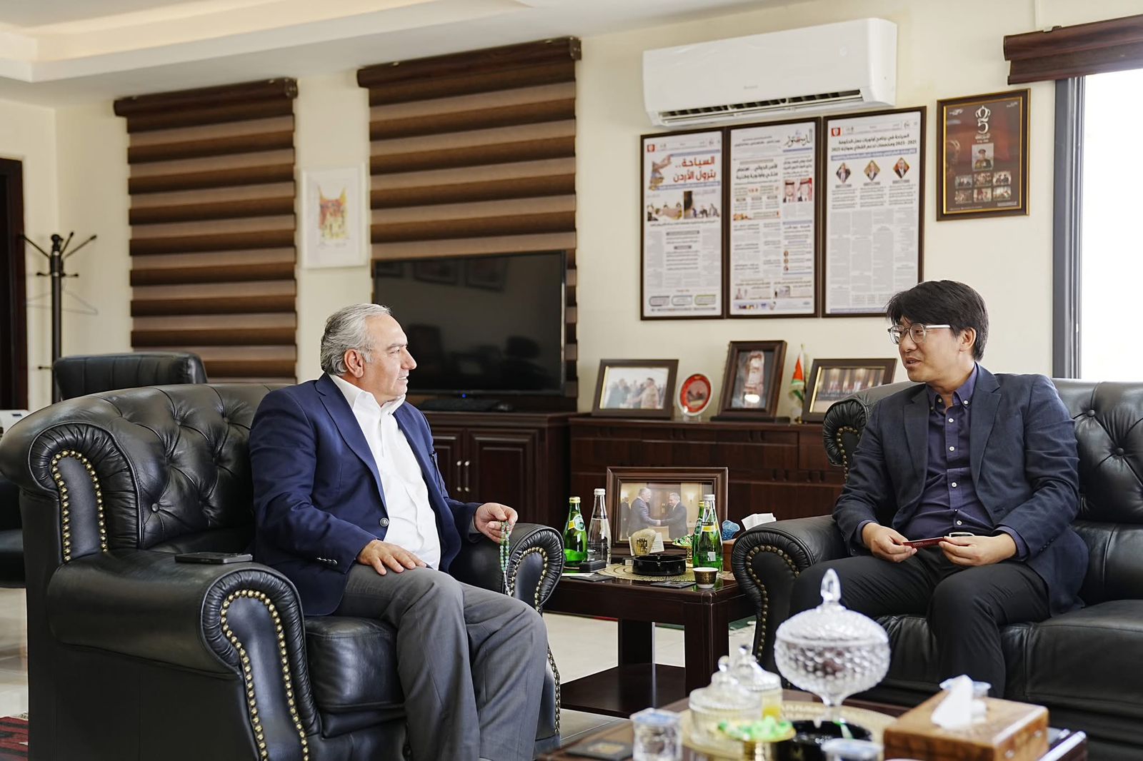 رئيس مجلس مفوضي سلطة إقليم البترا التنموي يستقبل الرئيس التنفيذي لشركة عمان آسيا للطاقة الكهربائية