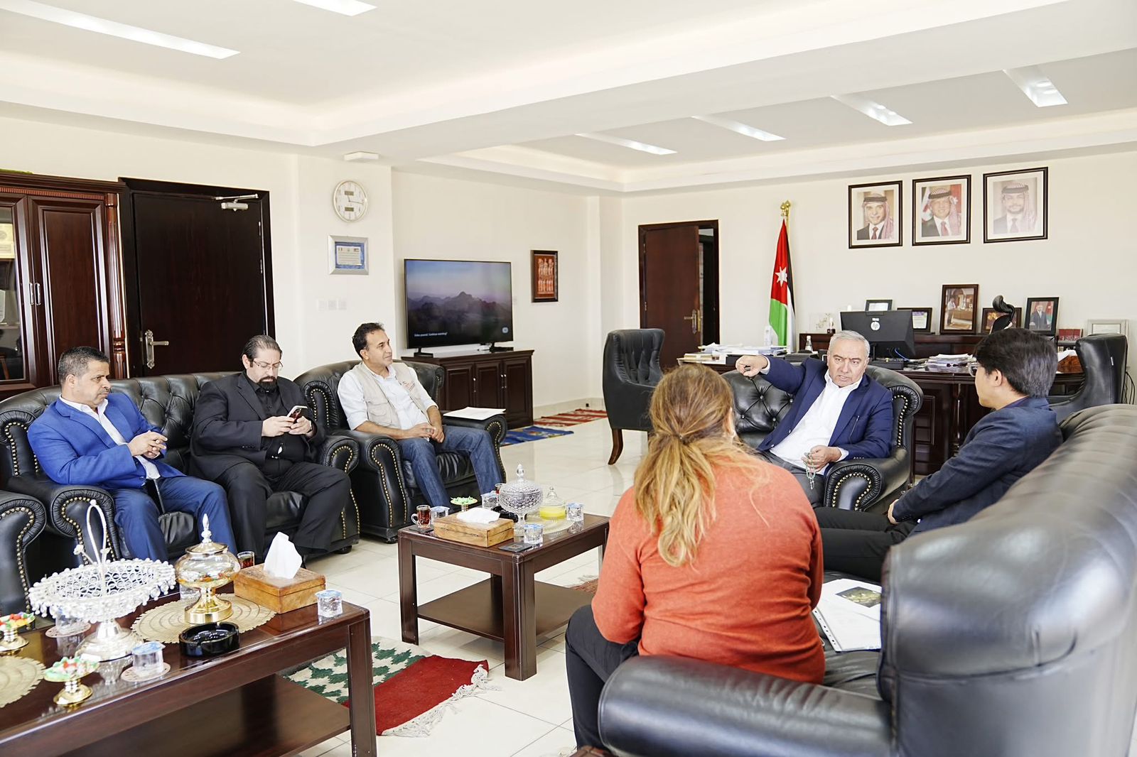 رئيس مجلس مفوضي سلطة إقليم البترا التنموي يستقبل الرئيس التنفيذي لشركة عمان آسيا للطاقة الكهربائية