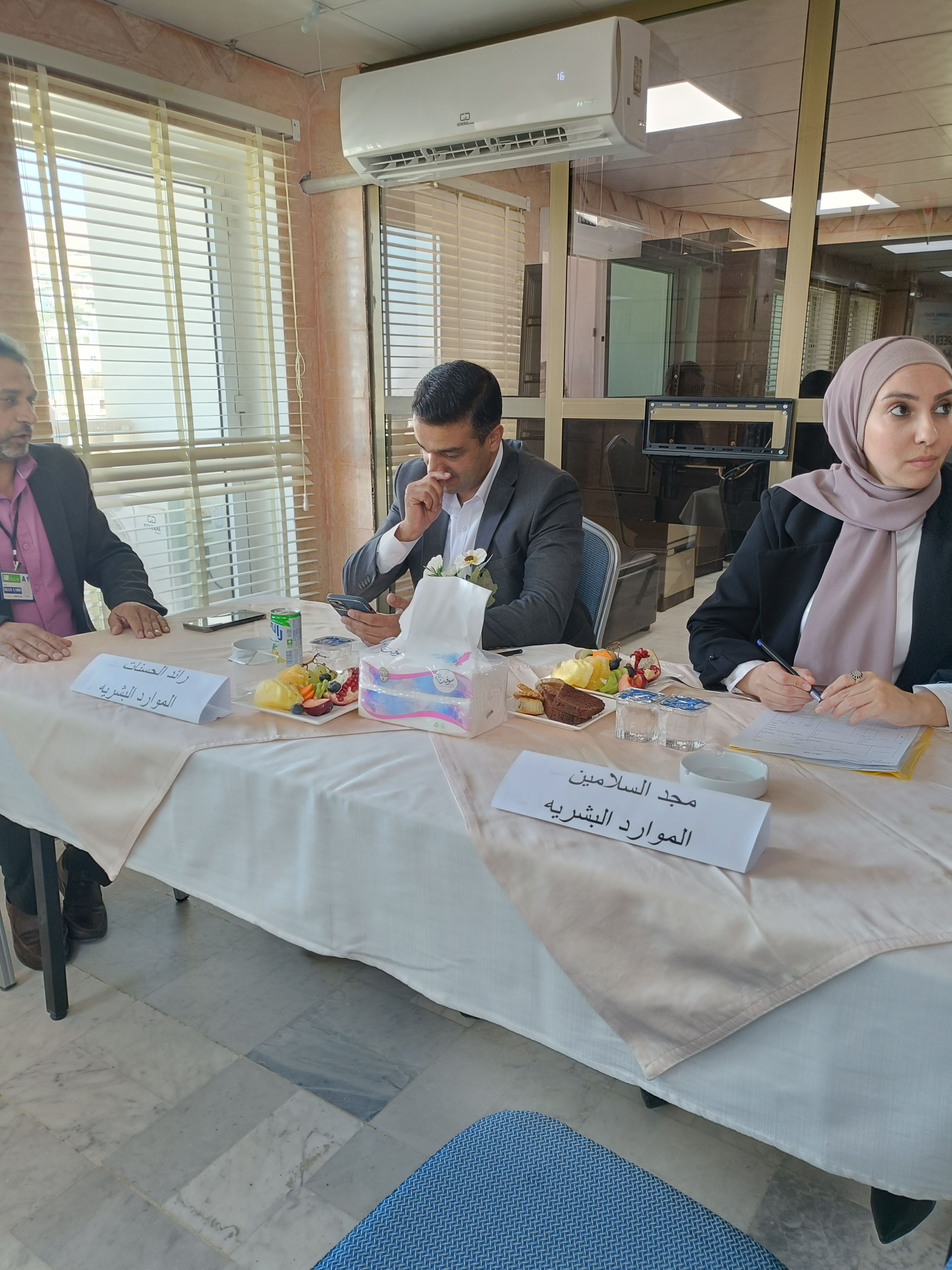 معهد تدريب مهني البترا يعقد يوم وظيفي بالتعاون مع فندق كراون بلازا للحصول على فرص عمل في القطاع الفندقي