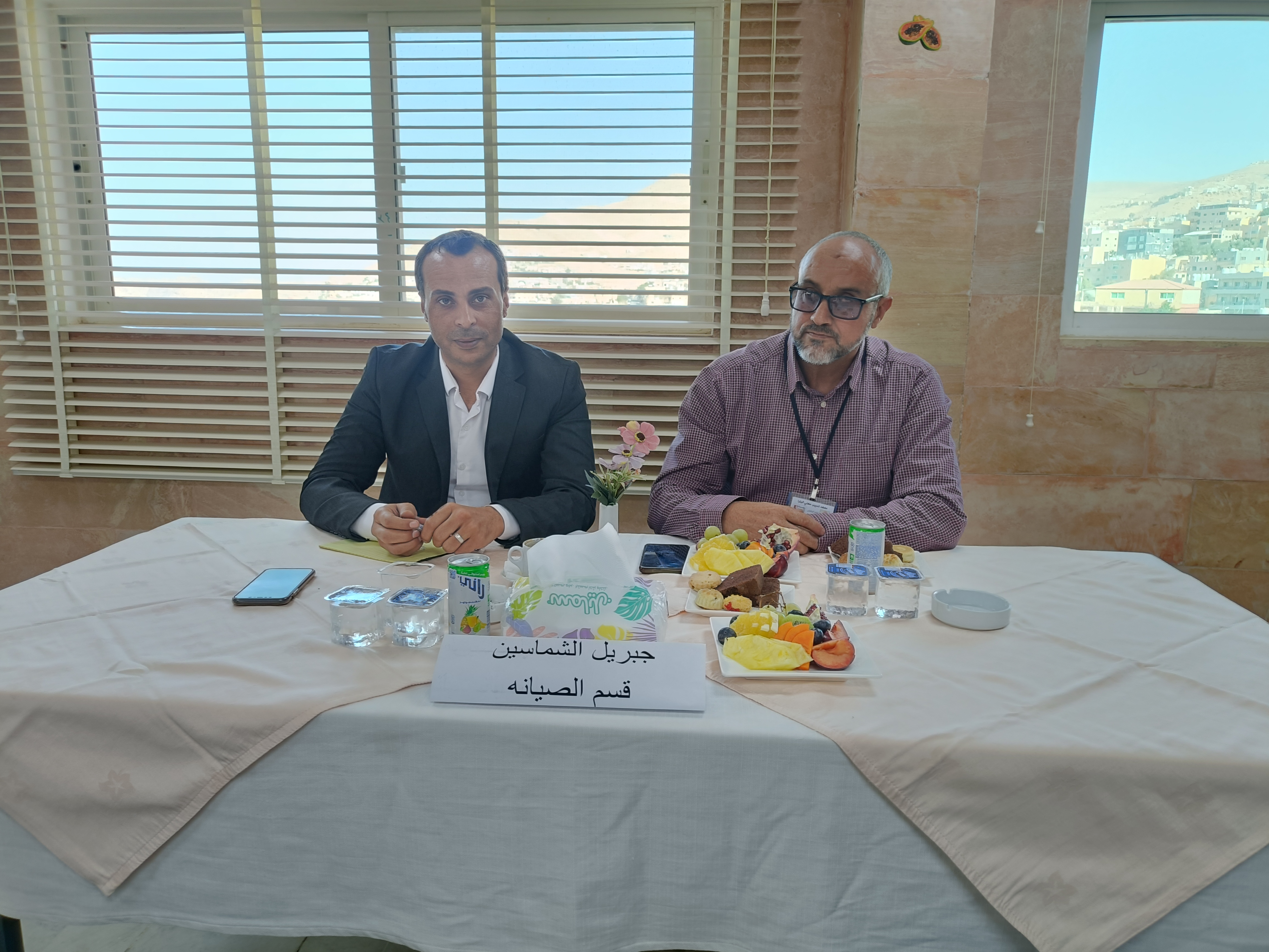 معهد تدريب مهني البترا يعقد يوم وظيفي بالتعاون مع فندق كراون بلازا للحصول على فرص عمل في القطاع الفندقي