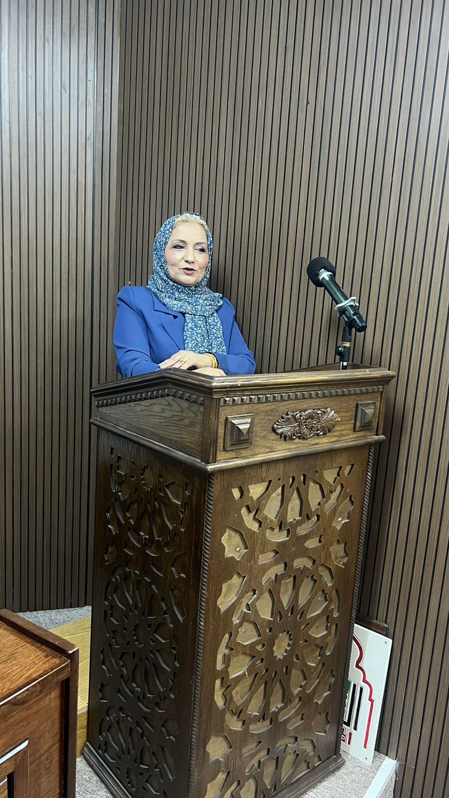 إشهار ديوان فكيف يطير الكلام للشاعر محمد العياف العموش في بيت الشعر بالمفرق 