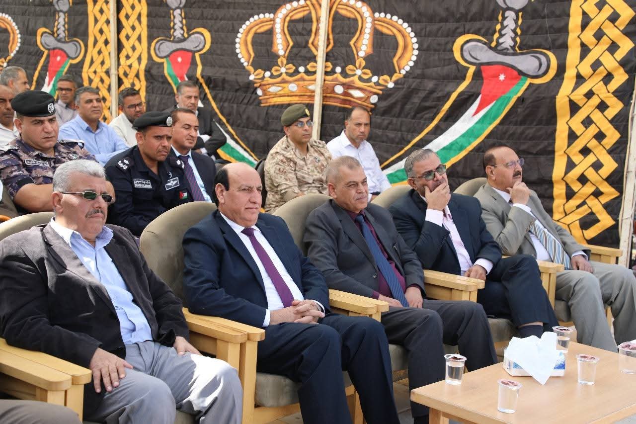 ضمن فعاليات الشوبك مدينة الثقافة لعام 2025 الرواشدة يفتتح المعرض الزراعي في مدرسة الشوبك الزراعية