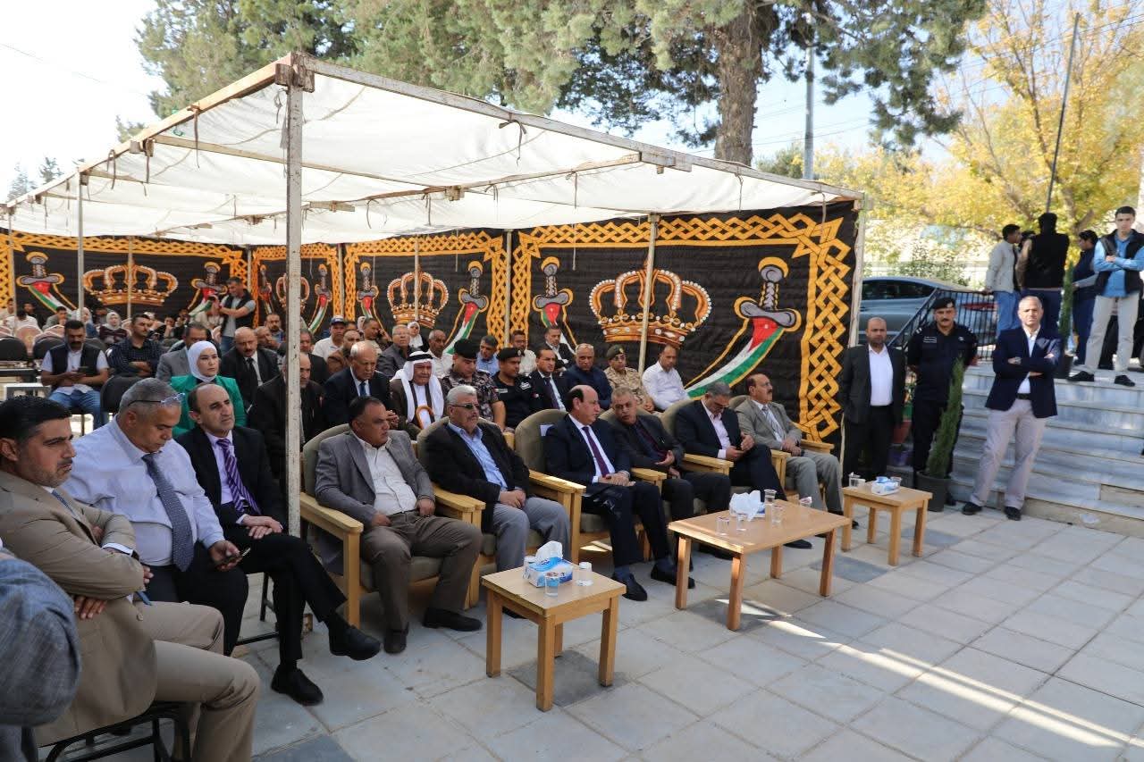 ضمن فعاليات الشوبك مدينة الثقافة لعام 2025 الرواشدة يفتتح المعرض الزراعي في مدرسة الشوبك الزراعية