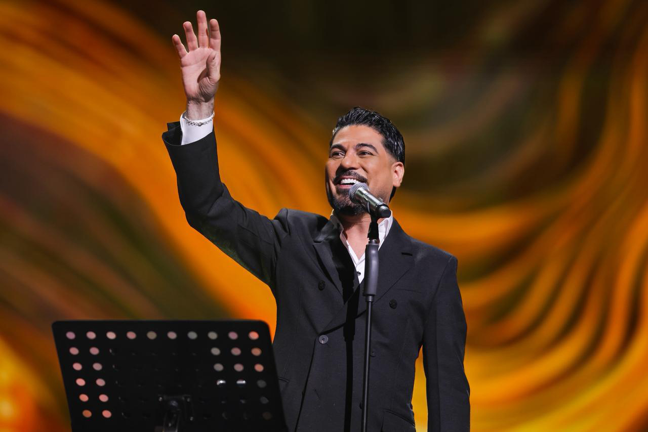 وليد الشامي يشعل مسرح محمد عبده في موسم الرياض  واغنية الرياض والحلّه تتصدر الترند