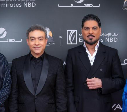 وليد الشامي يشعل مسرح محمد عبده في موسم الرياض  واغنية الرياض والحلّه تتصدر الترند