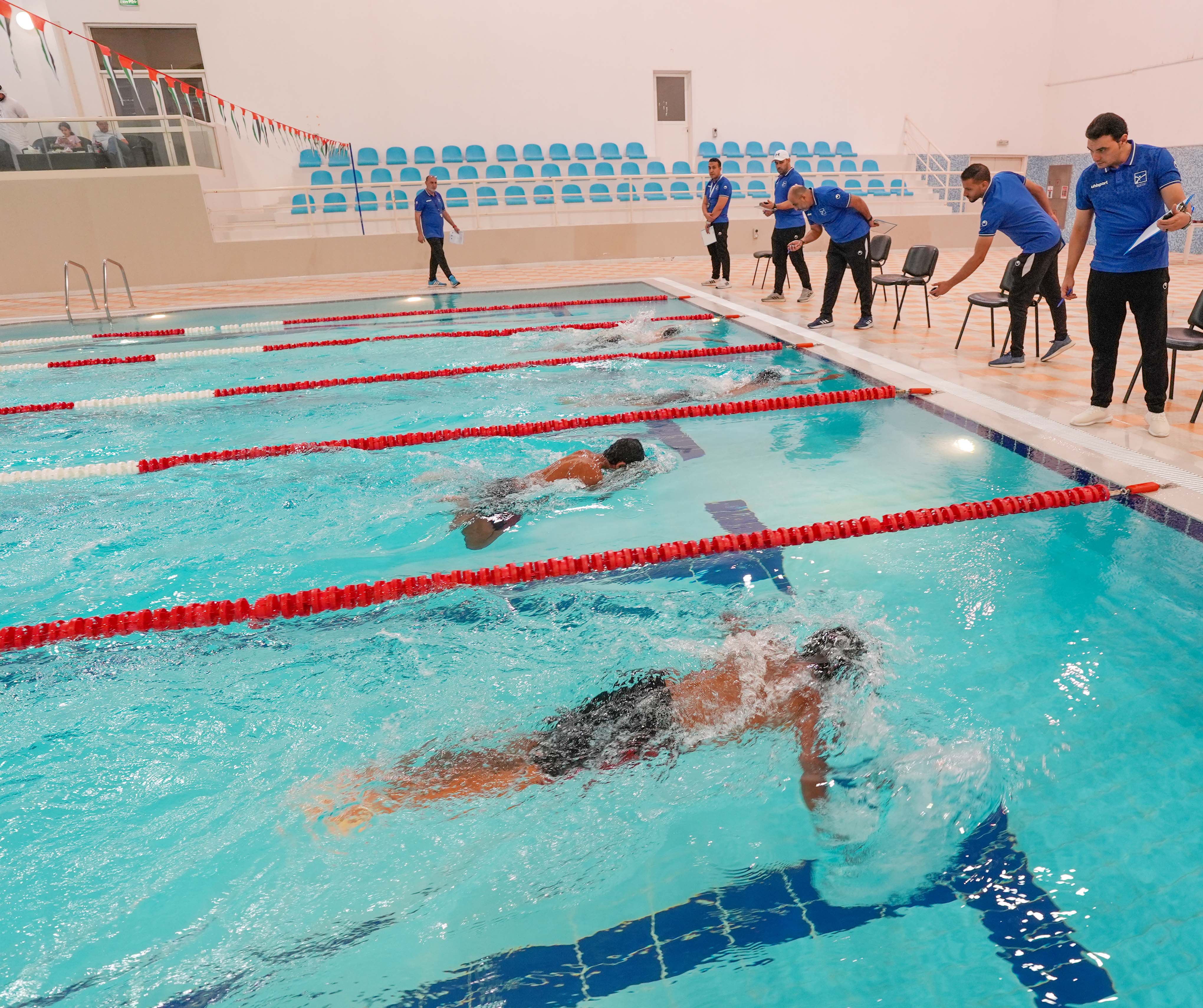ناشئة الشارقة يشعلون منافسات بطولة النخبة في السباحة