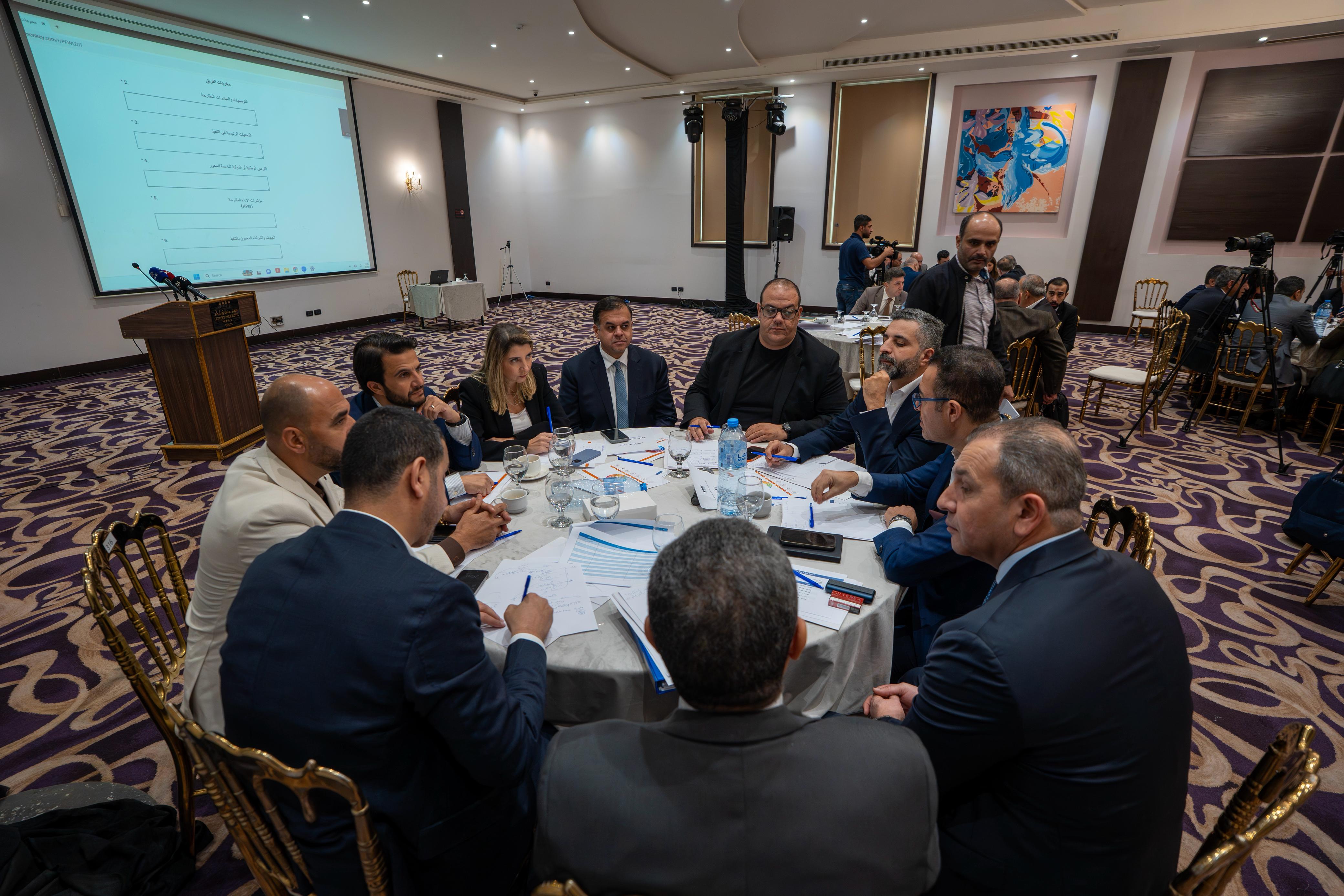 وزير السياحة والآثار يستعرض الإطار العام لإستراتيجية السياحة في الأردن للأعوام 2026-2029