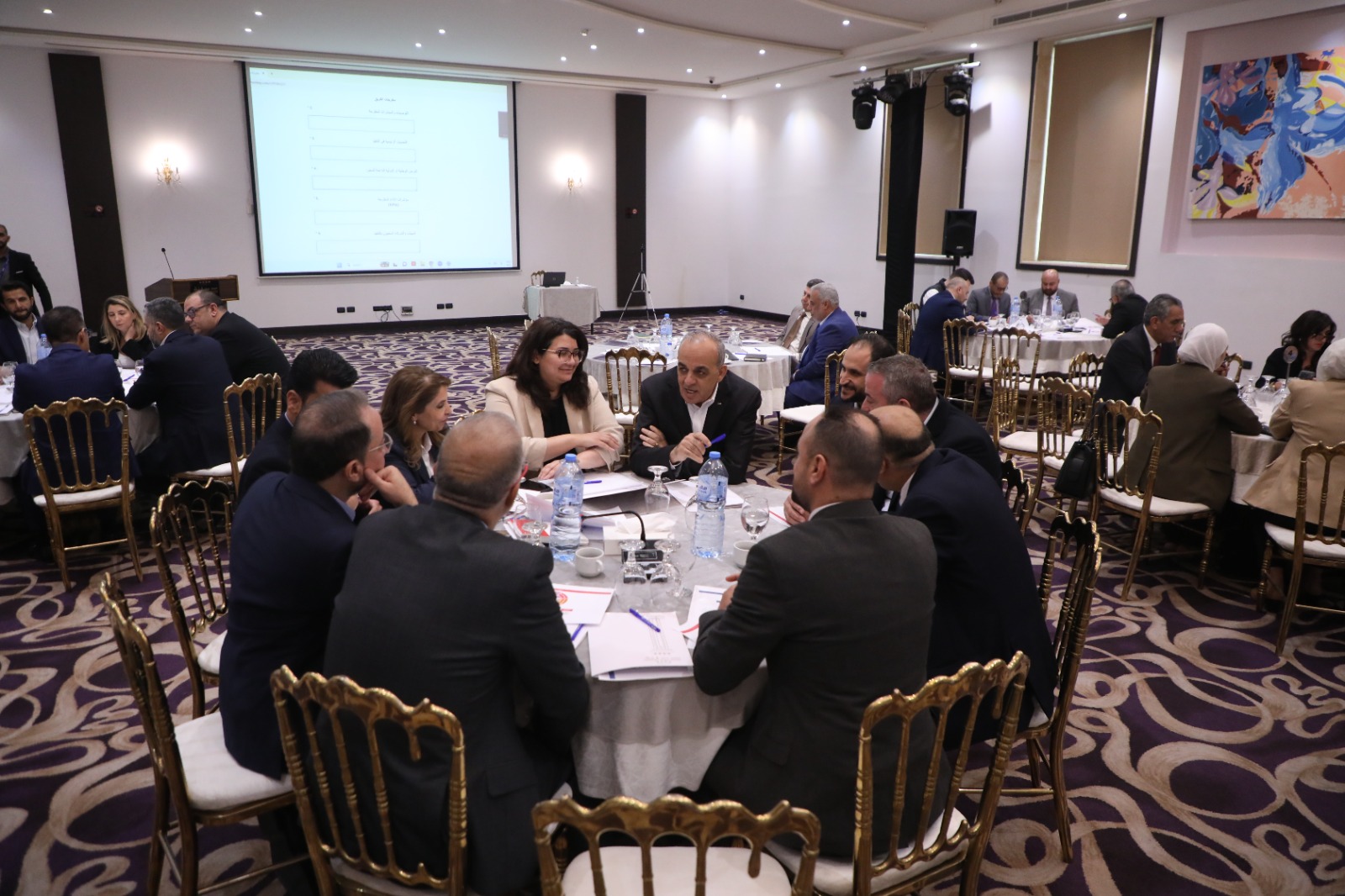 وزير السياحة والآثار يستعرض الإطار العام لإستراتيجية السياحة في الأردن للأعوام 2026-2029