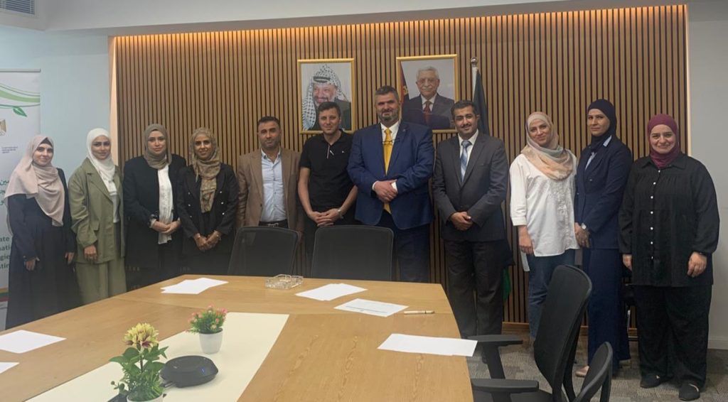 سلطة جودة البيئة والنيابة العامة تنظمان يوماً تدريبياً لمفتشي البيئة في مناطق الوسط