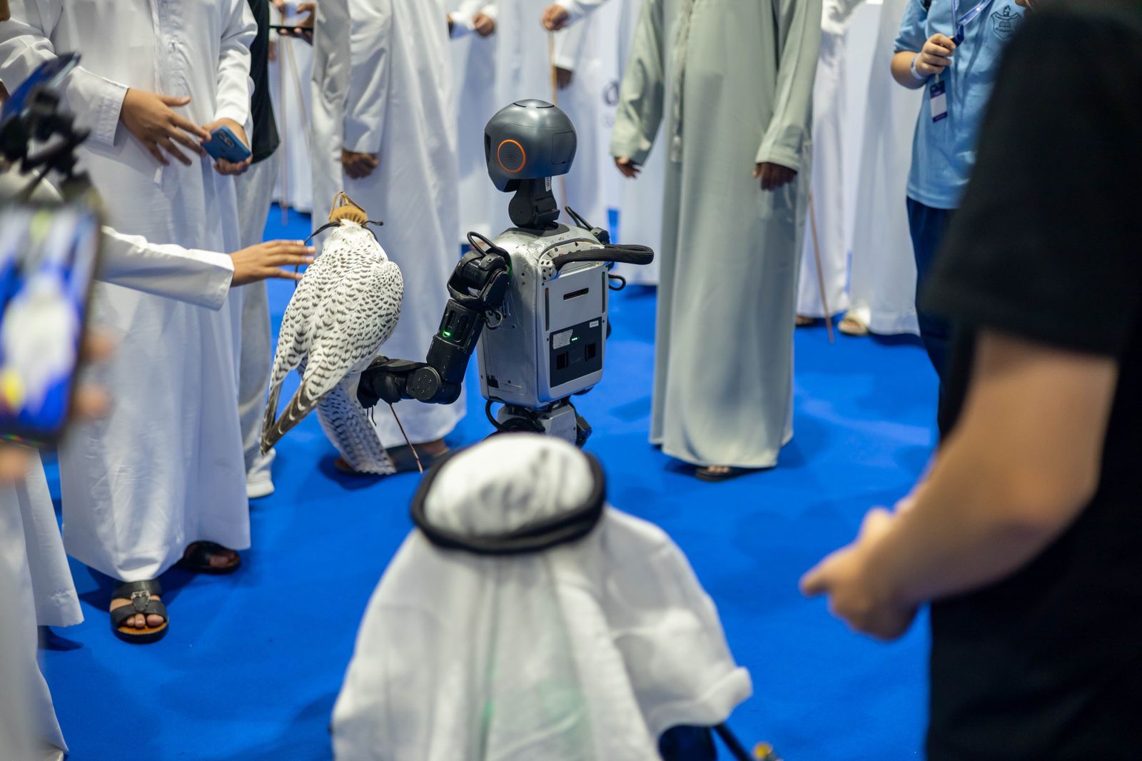 نادي صقّاري الإمارات يدعم جهود دمج التراث بالذكاء الاصطناعي في أسبوع أبوظبي للأنظمة ذاتية الحركة