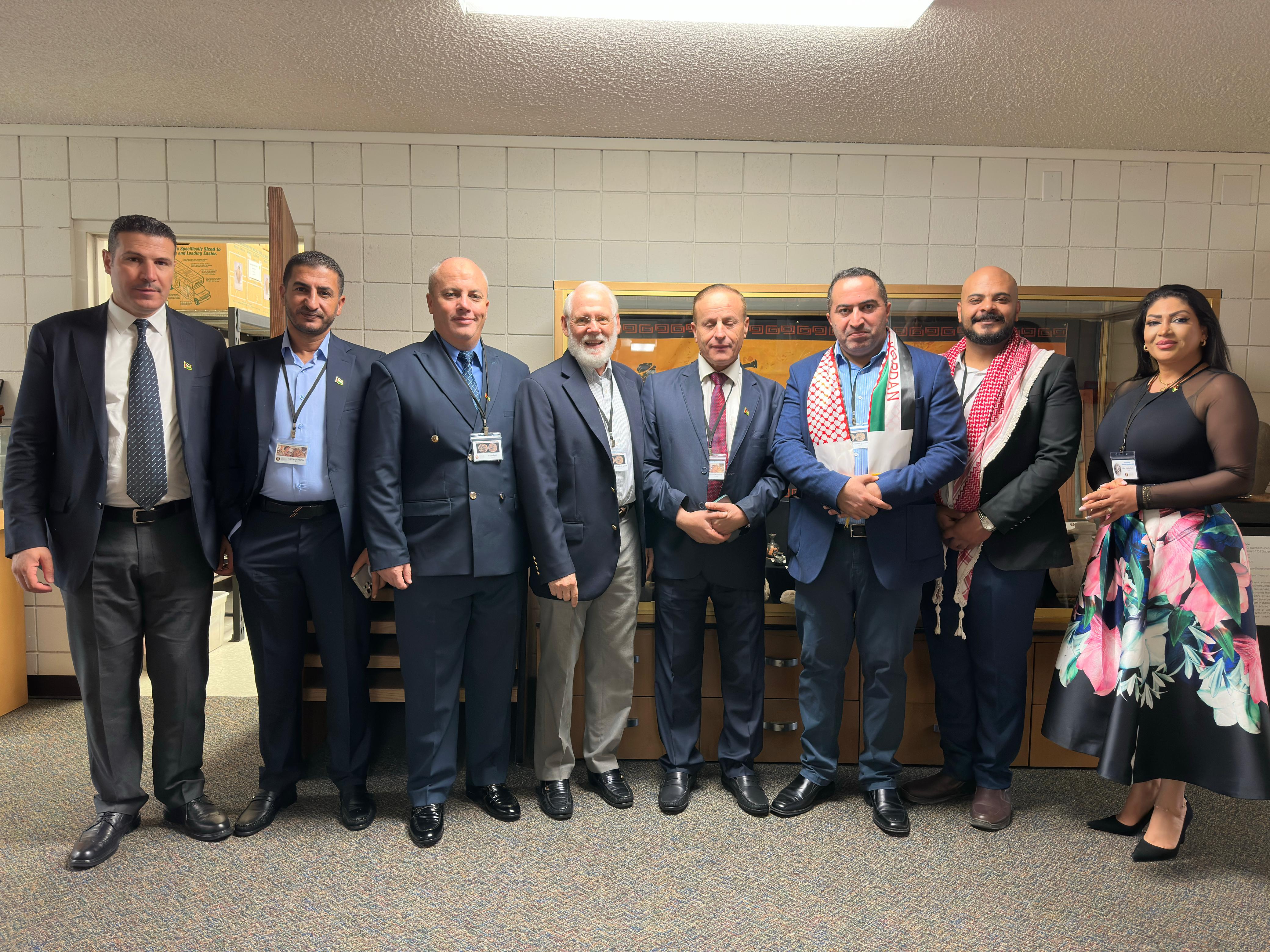 وفد أردني يمثل جميع أطياف مأدبا يشارك في مؤتمر Archaeology Discovery Weekend في جامعة لاسييرا بولاية كاليفورنيا