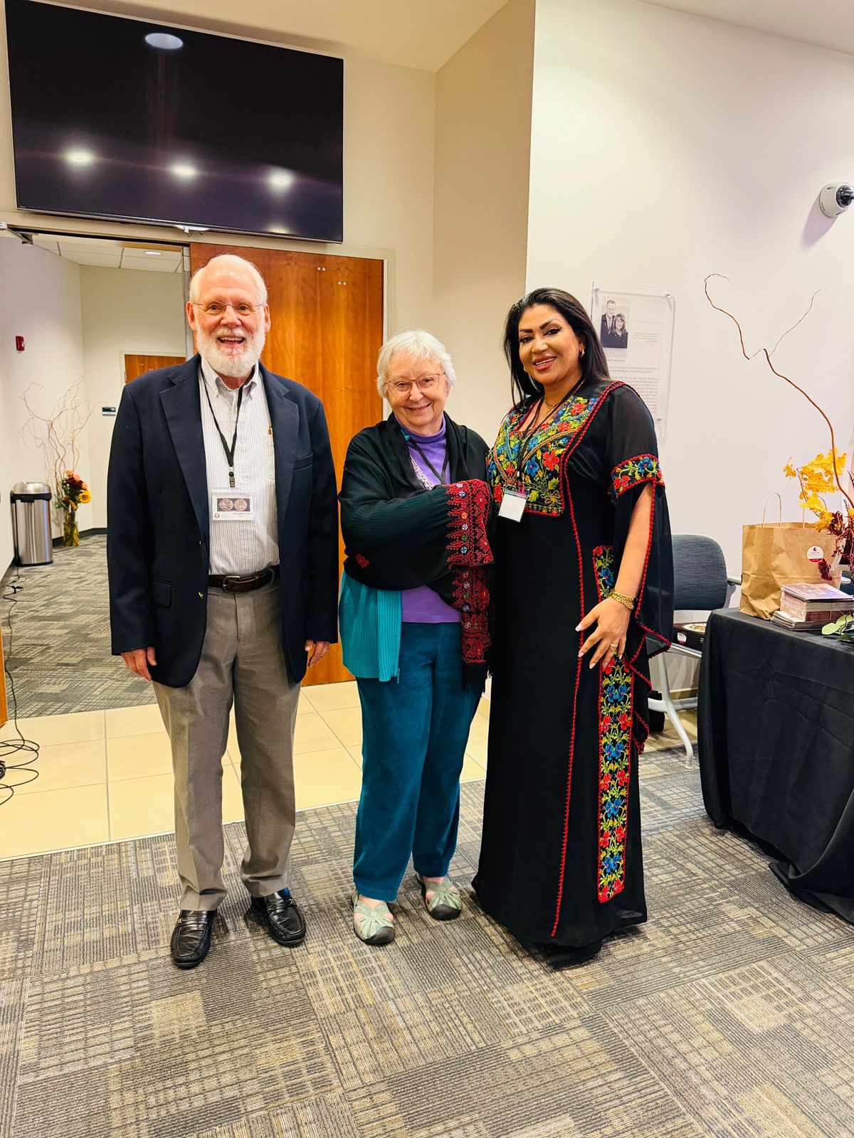  كاليفورنيا.. الأردن يرسخ ريادة المرأة حامية للتراث