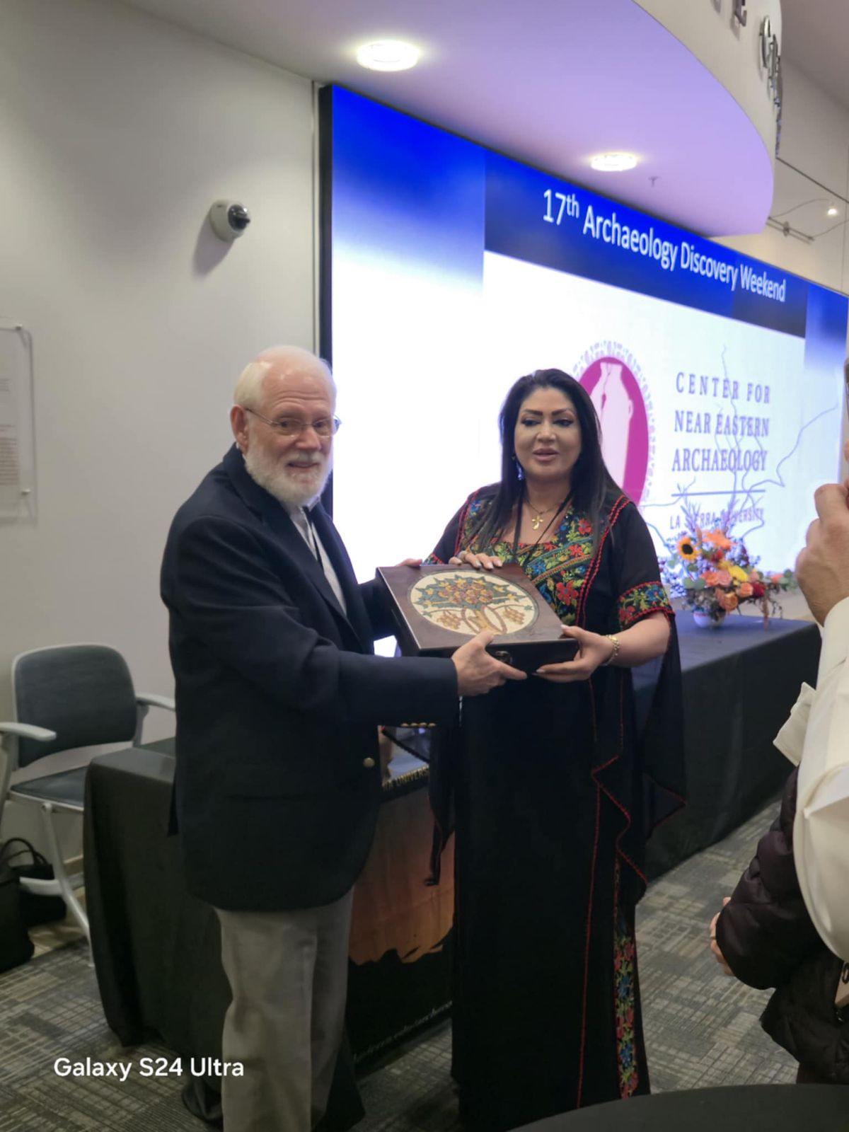  كاليفورنيا.. الأردن يرسخ ريادة المرأة حامية للتراث