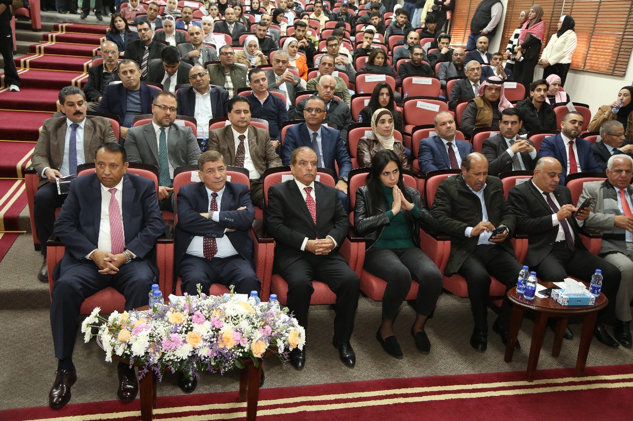 العين الحواتمة رئيس هيئة أردن المستقبل: أبشر سيدنا يرعى احتفال جامعة الزيتونة بيوم الوفاء والبيعة. 