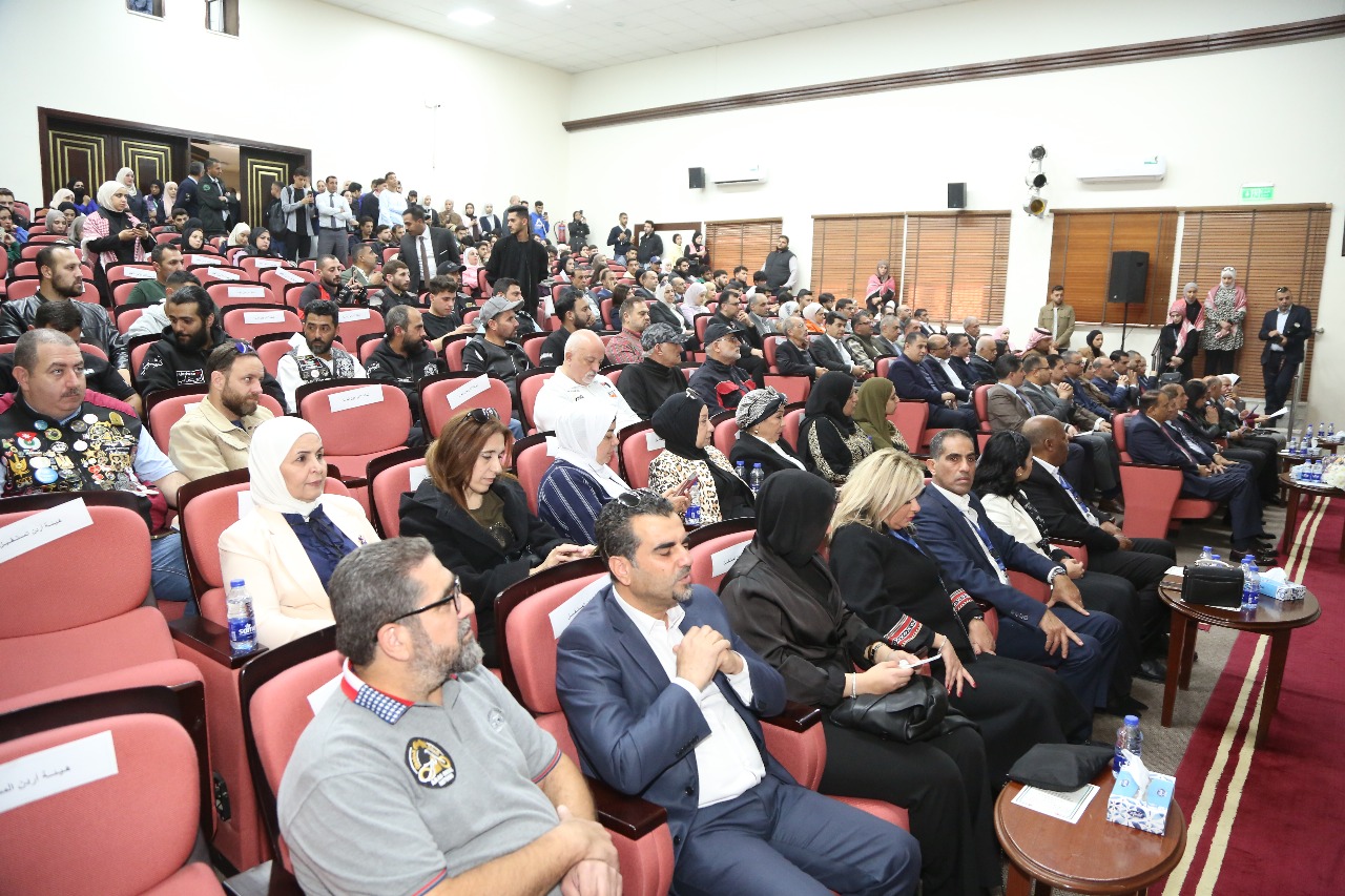 العين الحواتمة رئيس هيئة أردن المستقبل: أبشر سيدنا يرعى احتفال جامعة الزيتونة بيوم الوفاء والبيعة. 