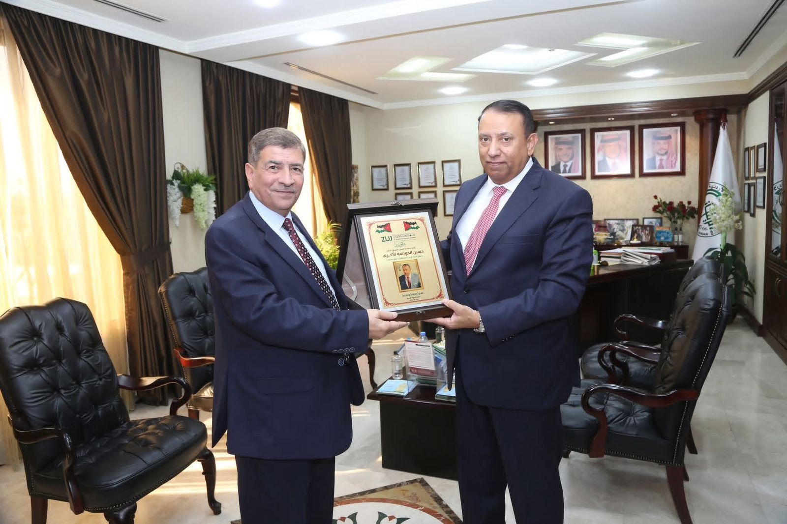 العين الحواتمة رئيس هيئة أردن المستقبل: أبشر سيدنا يرعى احتفال جامعة الزيتونة بيوم الوفاء والبيعة. 