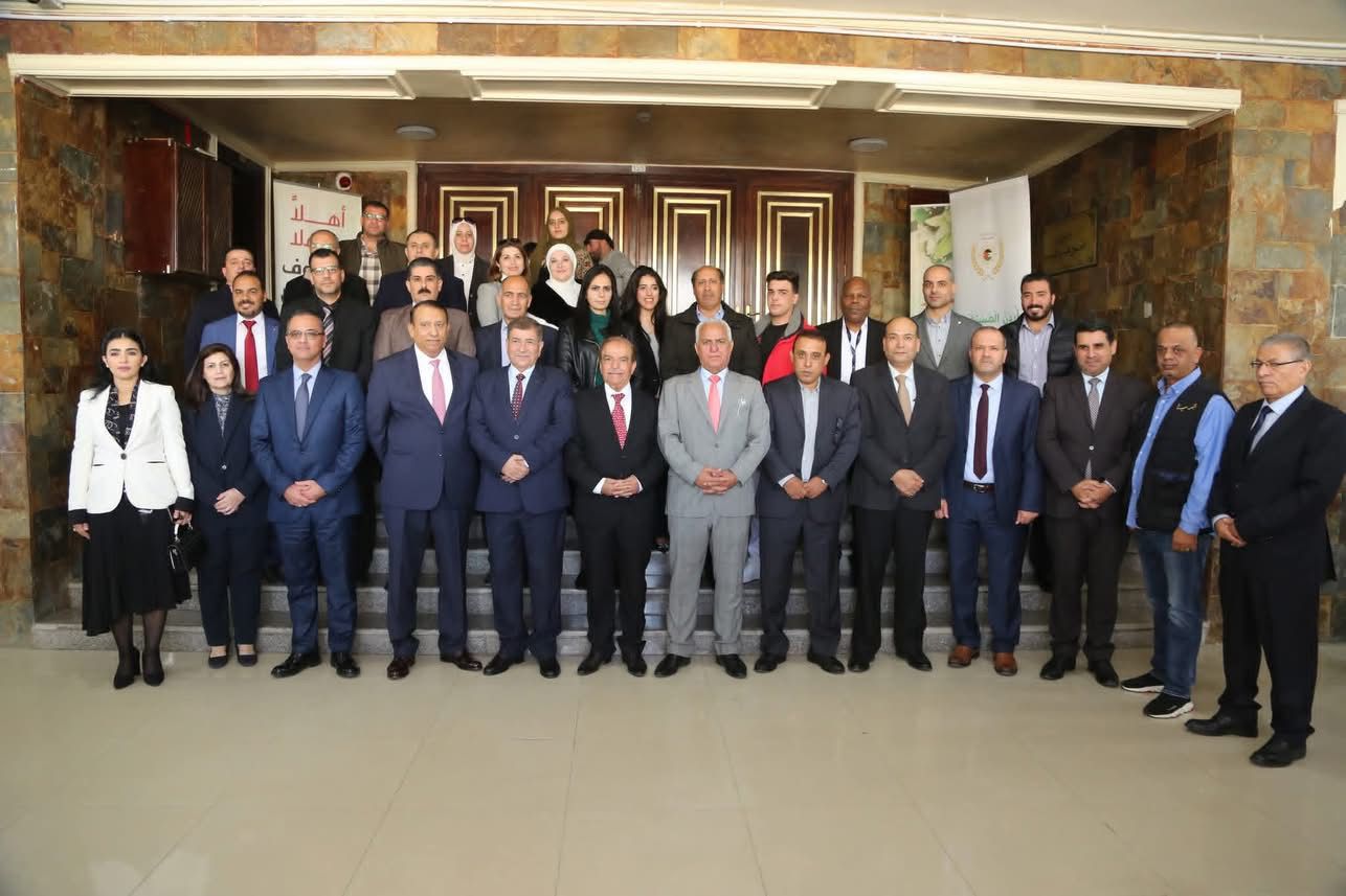 العين الحواتمة رئيس هيئة أردن المستقبل: أبشر سيدنا يرعى احتفال جامعة الزيتونة بيوم الوفاء والبيعة. 