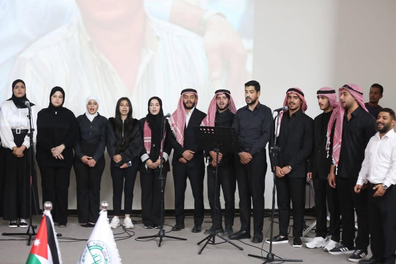 العين الحواتمة رئيس هيئة أردن المستقبل: أبشر سيدنا يرعى احتفال جامعة الزيتونة بيوم الوفاء والبيعة. 