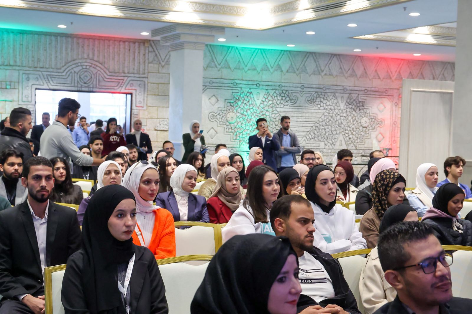 احتفالا بأسبوع الريادة العالمي  وزير الشباب يرعى فعاليات ملتقى ريادة الأعمال