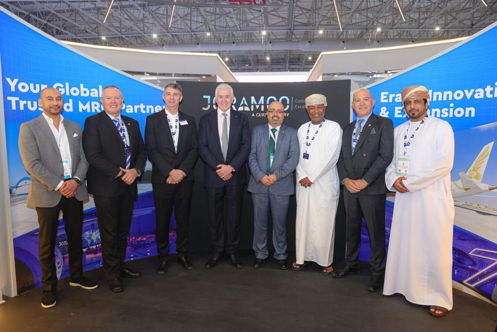 جورامكو توقع اتفاقية صيانة جديدة مع طيران السلام ضمن معرض دبي للطيران 2025