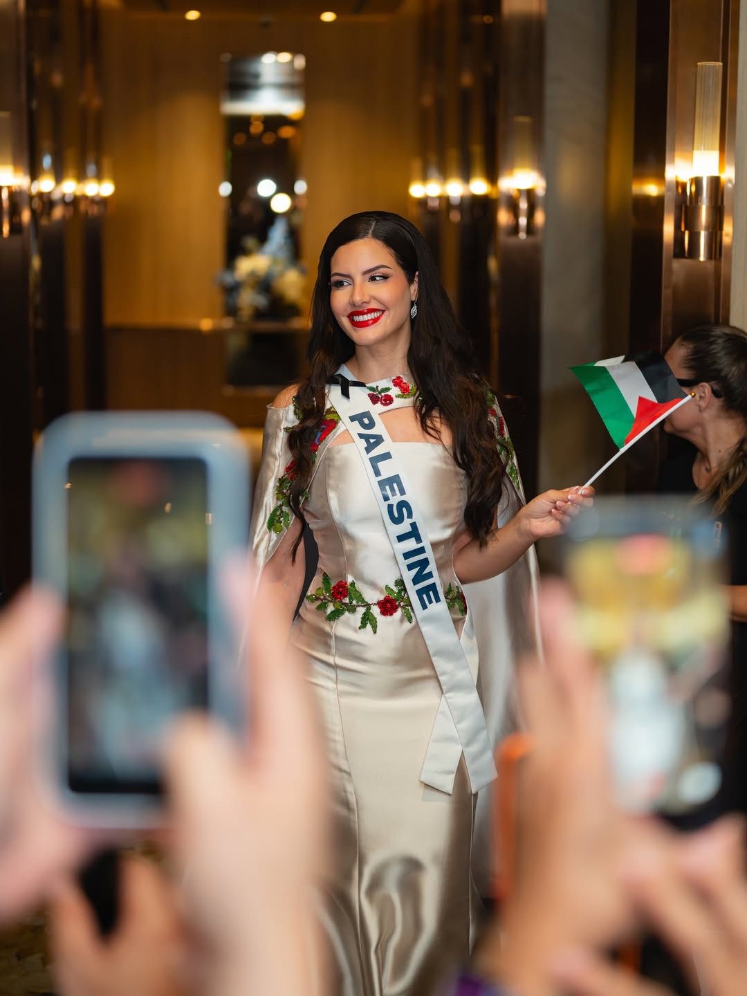 نادين أيوب.. حين يُصبح الجمال  فعلاً دبلوماسياً في ملكة جمال الكون بقلم علاء كنعان