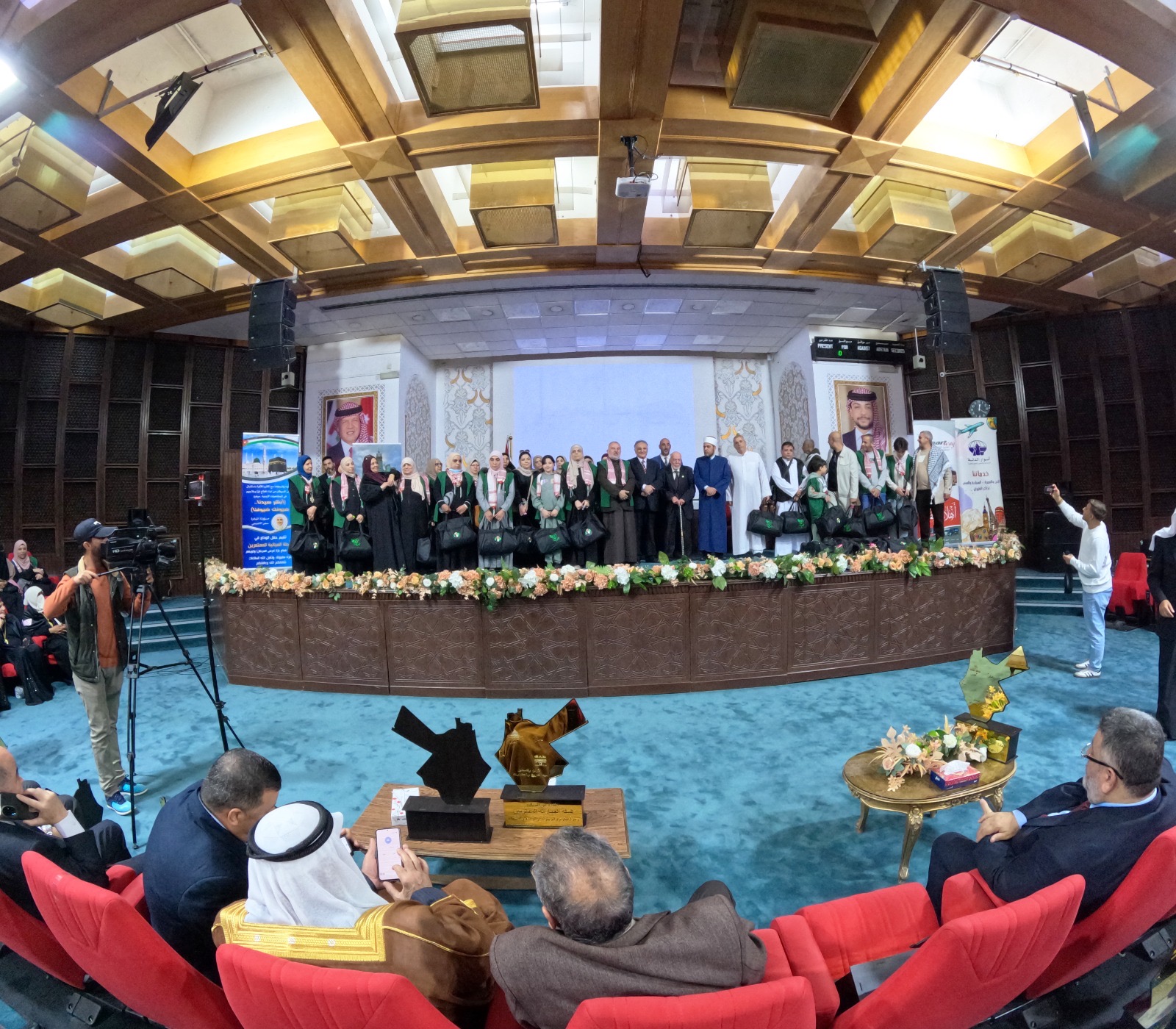 “ابشر سيدنا.. ضيوفك ضيوفنا”: مبادرة أردنية تُسيّر عمرة إنسانية لمرضى غزة ومرافقيهم