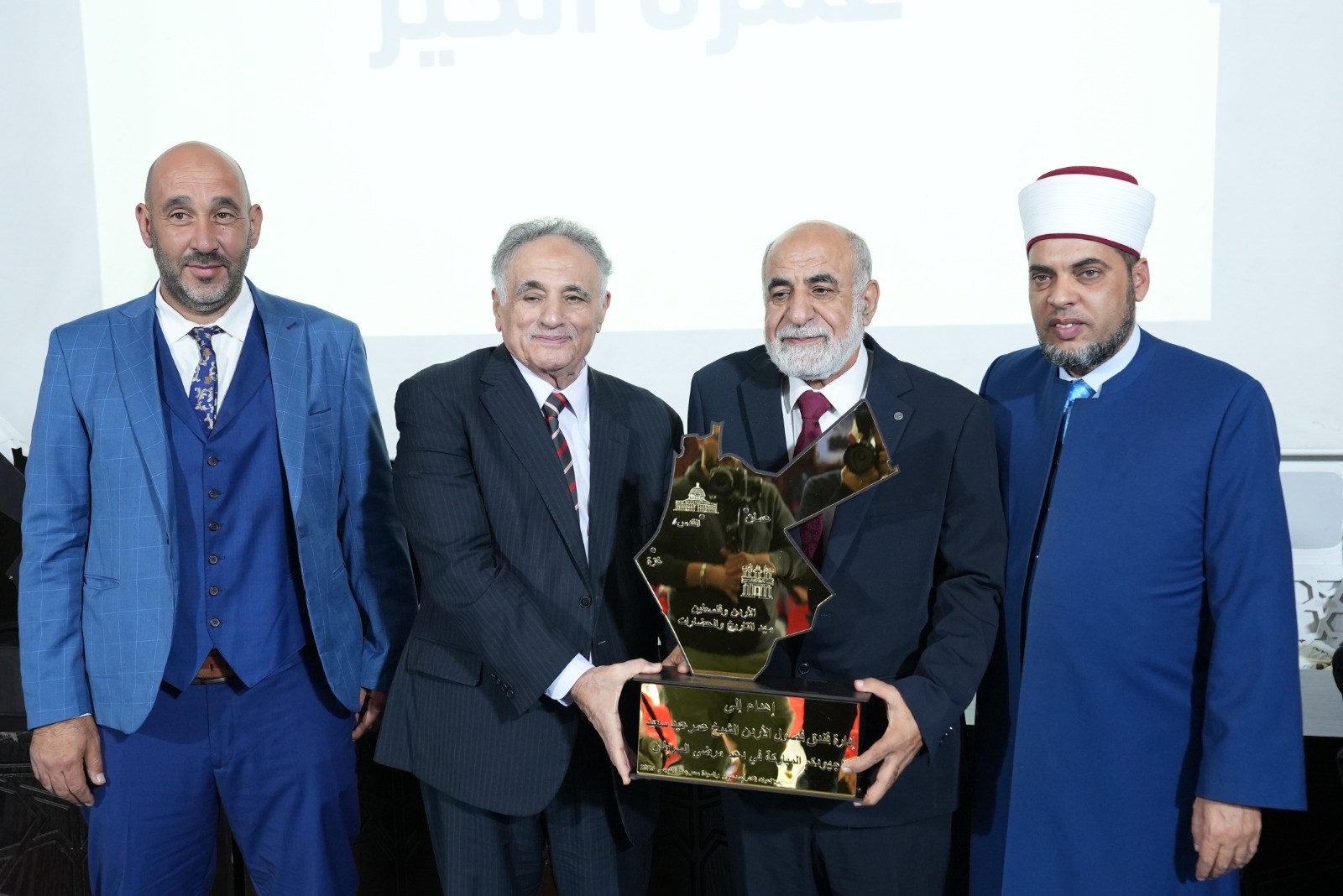 “ابشر سيدنا.. ضيوفك ضيوفنا”: مبادرة أردنية تُسيّر عمرة إنسانية لمرضى غزة ومرافقيهم