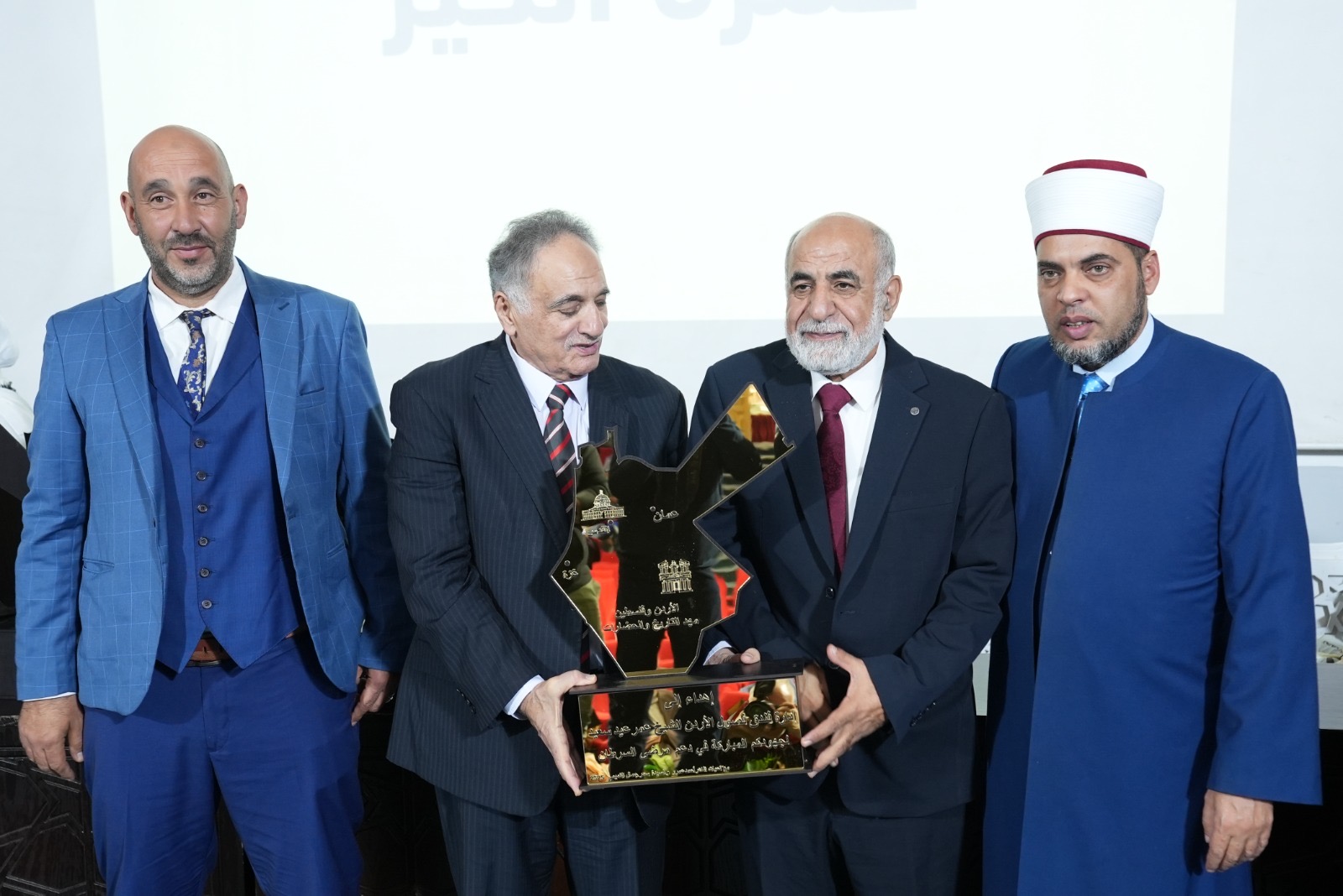 “ابشر سيدنا.. ضيوفك ضيوفنا”: مبادرة أردنية تُسيّر عمرة إنسانية لمرضى غزة ومرافقيهم