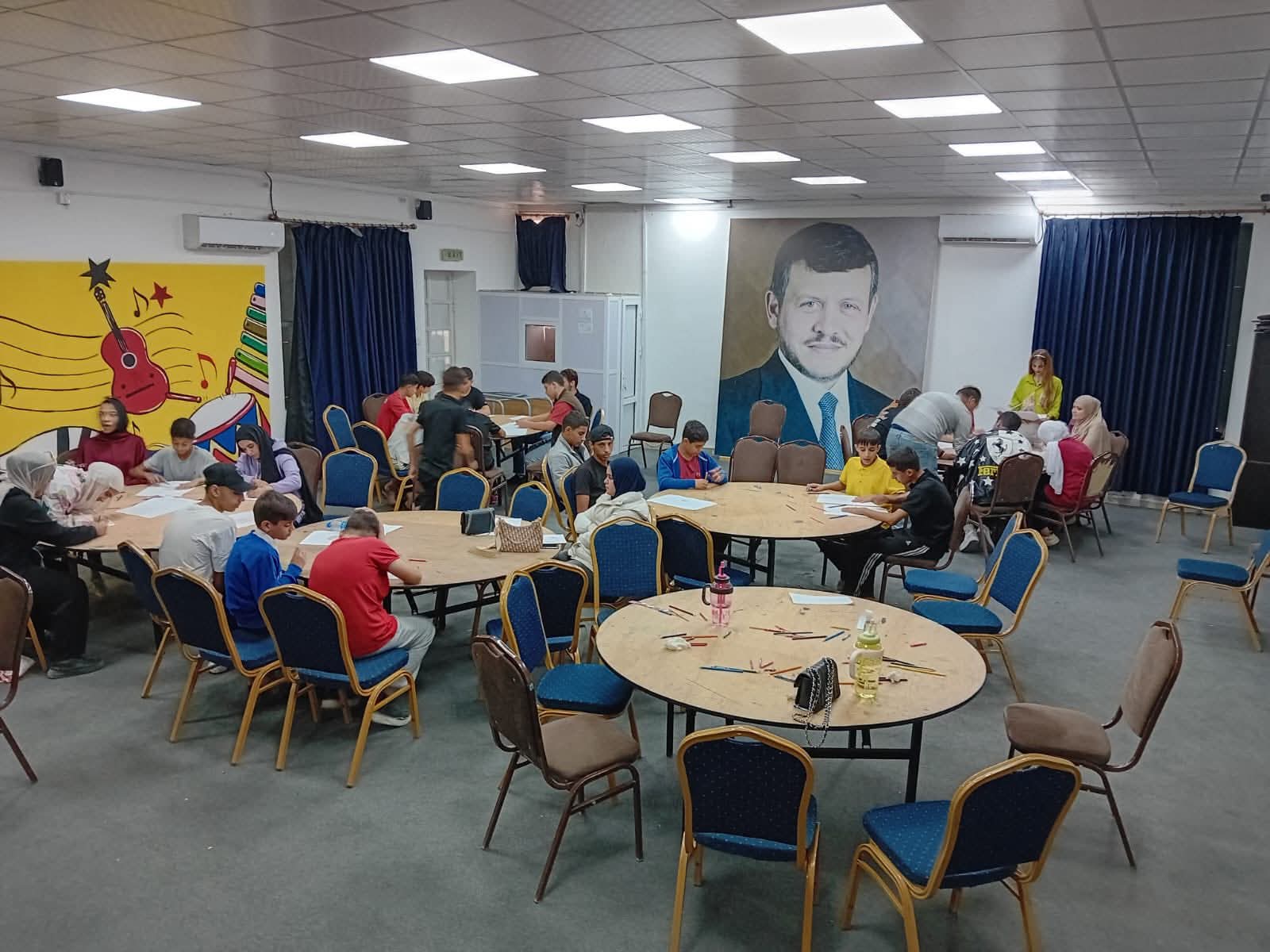 تواصل الفعاليات التدريبية لدورة  أساسيات الرسم الواقعي في مركز شباب وشابات حي الأمير محمد 