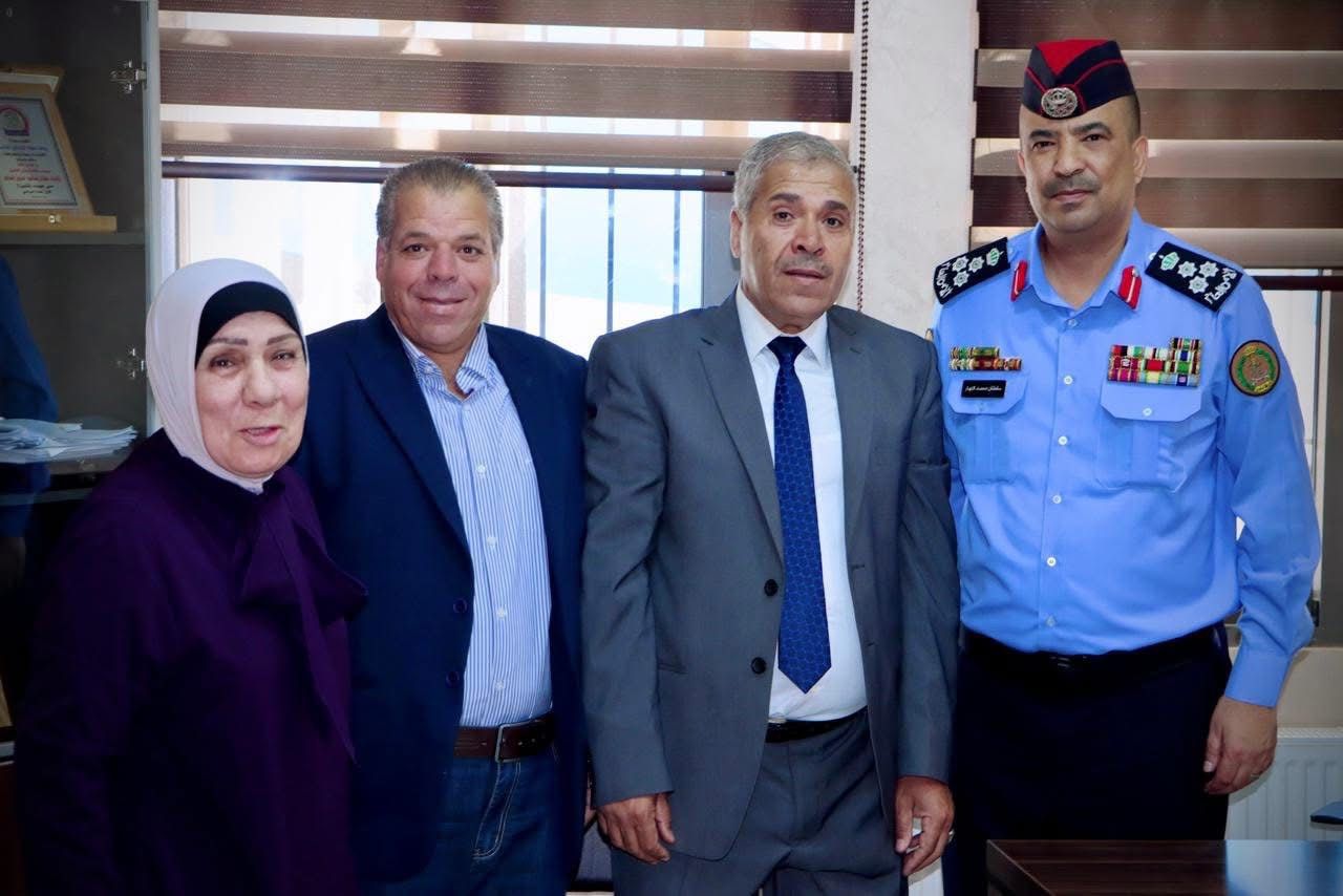 مديرية شرطة مادبا ودفاع مدني مادبا يكرّمان المشاركين في دورة “المسعف الصغير” بمدرسة طلائع الإبداع العالمية