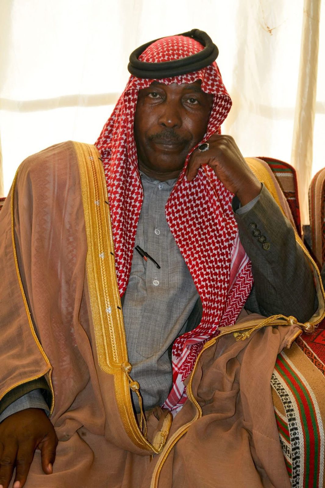 مأدبة عشاء احتفاءً بزيارة رئيس الديوان الملكي وعدد من أصحاب المعالي في ديوان قبيلة بني عطية بالخالدية