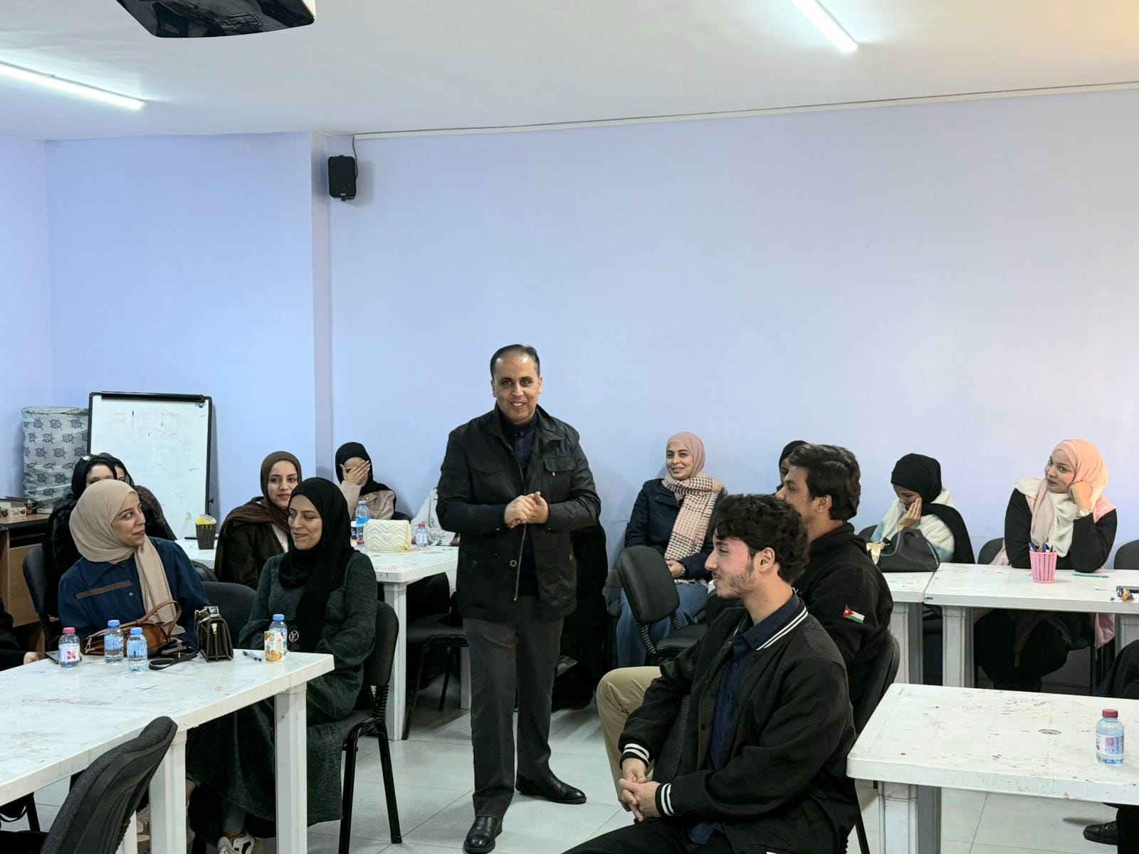 مديرية شباب الزرقاء تنظم جلسة لتعزيز المشاركة السياسية للشباب